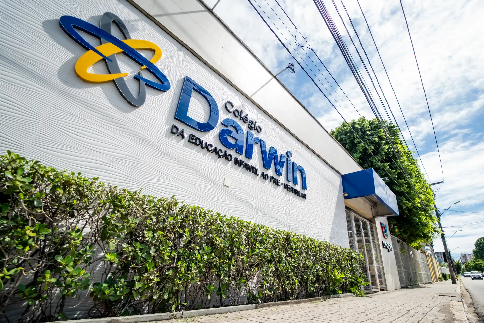 Fachada da Sede Aldeota do Colégio Darwin, no bairro Aldeota / Meireles
